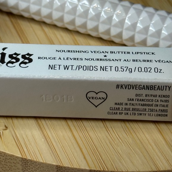 KAT VON D • VEGAN BEAUTY • EPIC KISS • LIPSTICK • ROLE BREAKER 190 • New in Box - Picture 4 of 4
